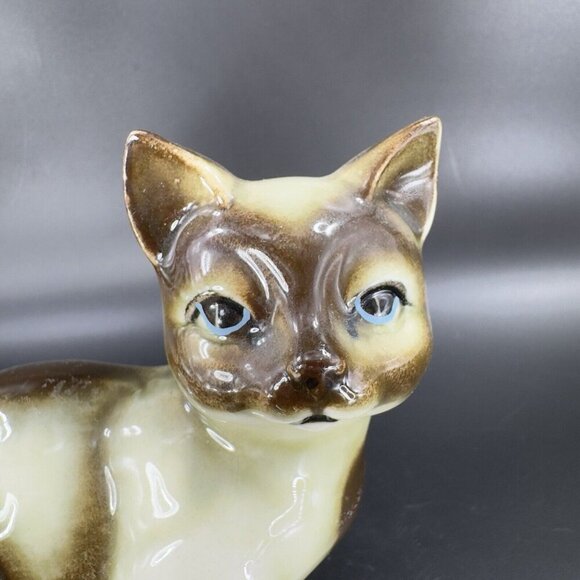 Vintage 1980s Porcelain Siamese Cat Figurine Hand Painted Japan Ceramic Figure - Picture 7 of 16